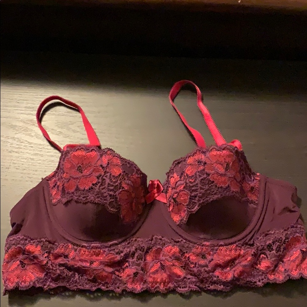 34B adore me bra . New